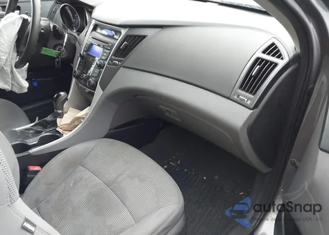 2013 Hyundai Sonata Gls z USA, uszkodzony, nr VIN 5NPEB4AC2DH675440